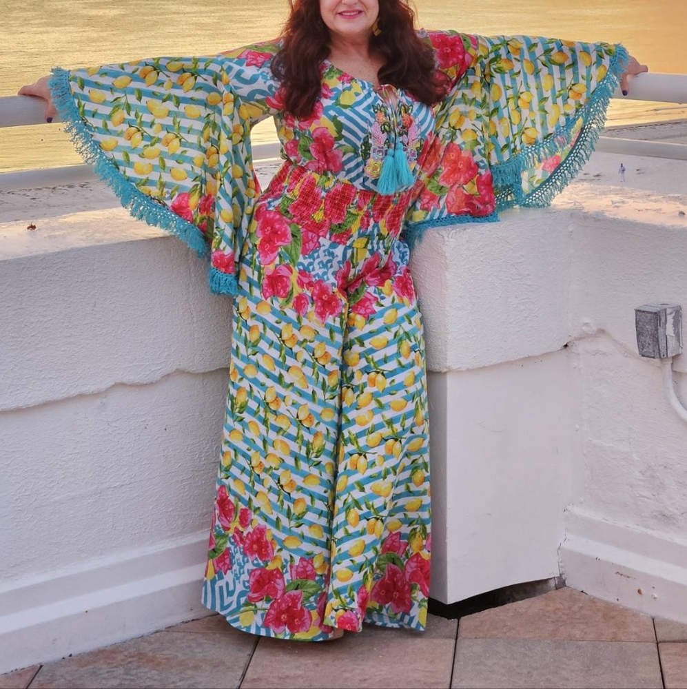 CRUISE! Antica Sartoria 2-piece flare pants & crop top LEMONS